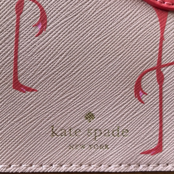 KATE SPADE ♠︎ Pink Flamingos Passport Holder NWT - Picture 8 of 8